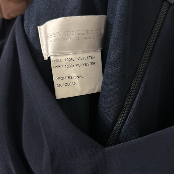 NWT Dessy Collection Sweetheart Off Shoulder Long Sleeve Chiffon Gown in Navy - Picture 5 of 6
